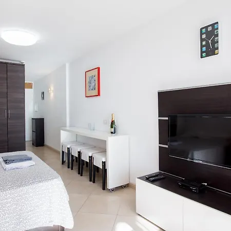 Go2tenerife Apart'mira Balcony W/ Sea View & Pool * Playa de las Américas
